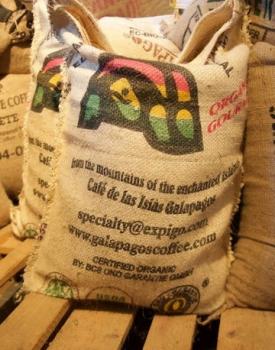 Gebrand Ecuador, Washed Arabica, Galapagos Island, San Cristobal, Hacienda Cafetal, Screen 18, Organic Gebrand Ecuador, Washed Arabica, Galapagos Island, San Cristobal, Hacienda Cafetal, Screen 18, Organic